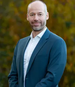 Dr. Christian Tobeck 