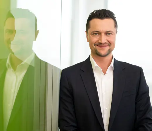 Portraitfoto von David Iwaniuk (Head of Public Sector Germany)