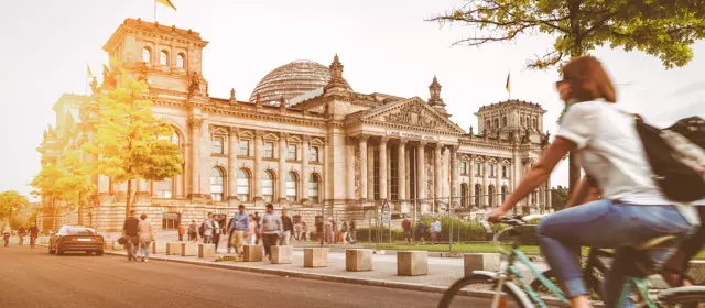 Berlin Bundestag in the sunlight, Government Building
