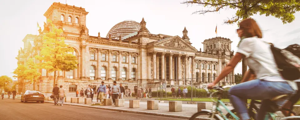 Berlin Bundestag in the sunlight, Government Building